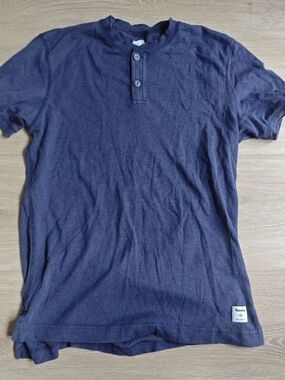 Roots Men’s Navy Henley Short-Sleeve Shirt